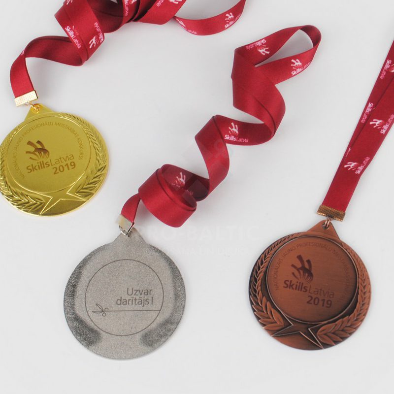 PRO-BALTIC Prezentreklāma, korporatīvie suvenīri, garšīgas dāvanas un dāvanas ar alkoholu, preces ar apdruku